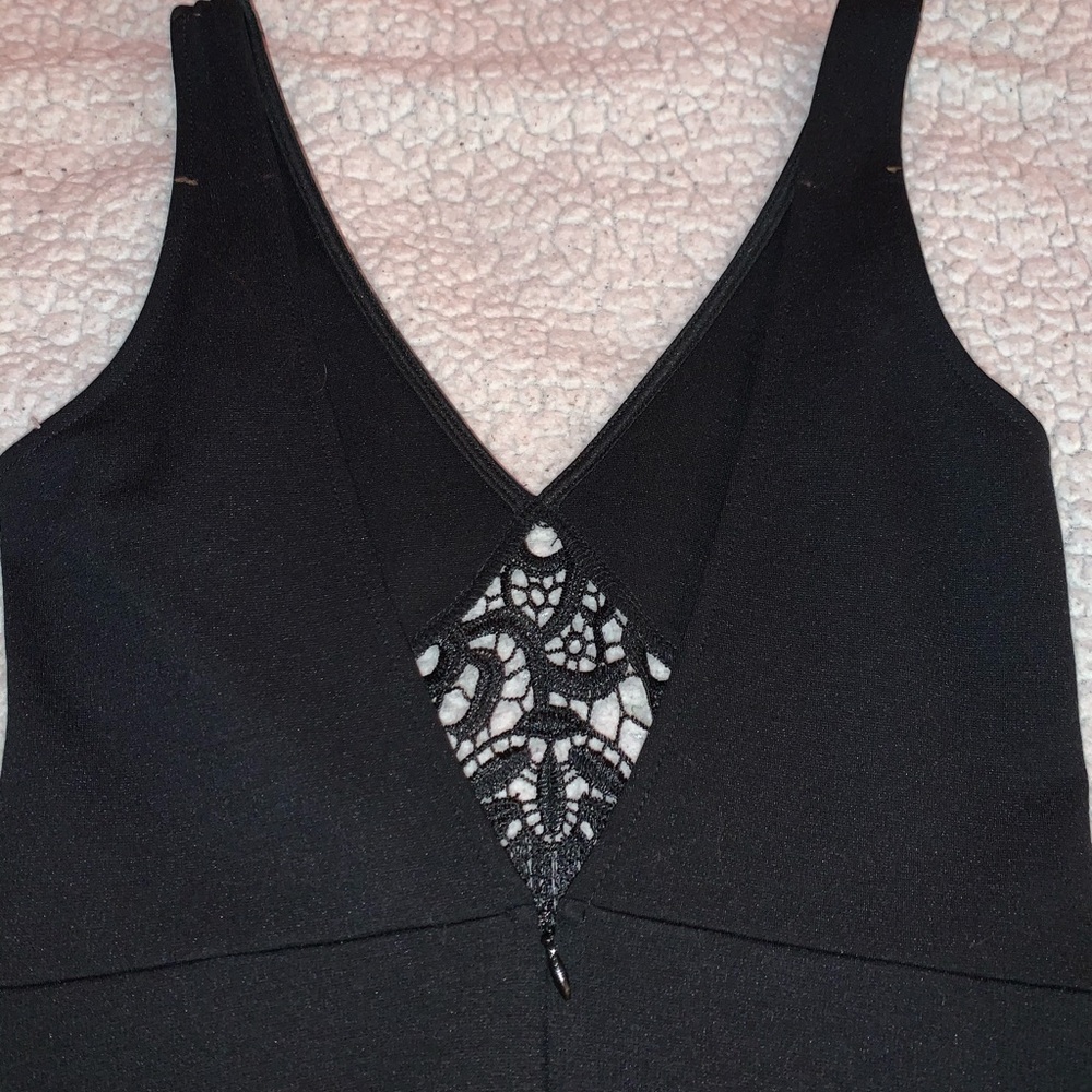 black mini cocktail dress with lace front - Picture 3 of 4